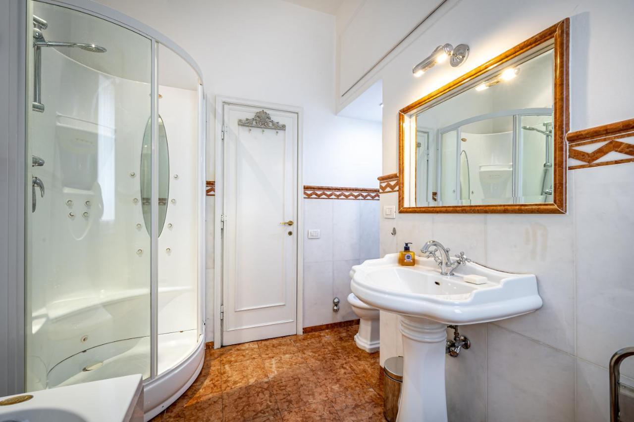 Yid D'Azeglio Luxury Apartment With Parking Florença Exterior foto